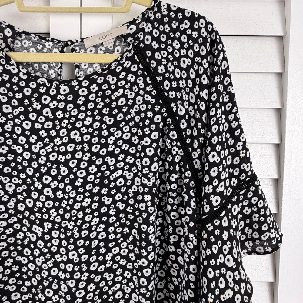 Loft Blouse Women XXL Black Floral Bell Sleeve Crochet Trim - Picture 3 of 15